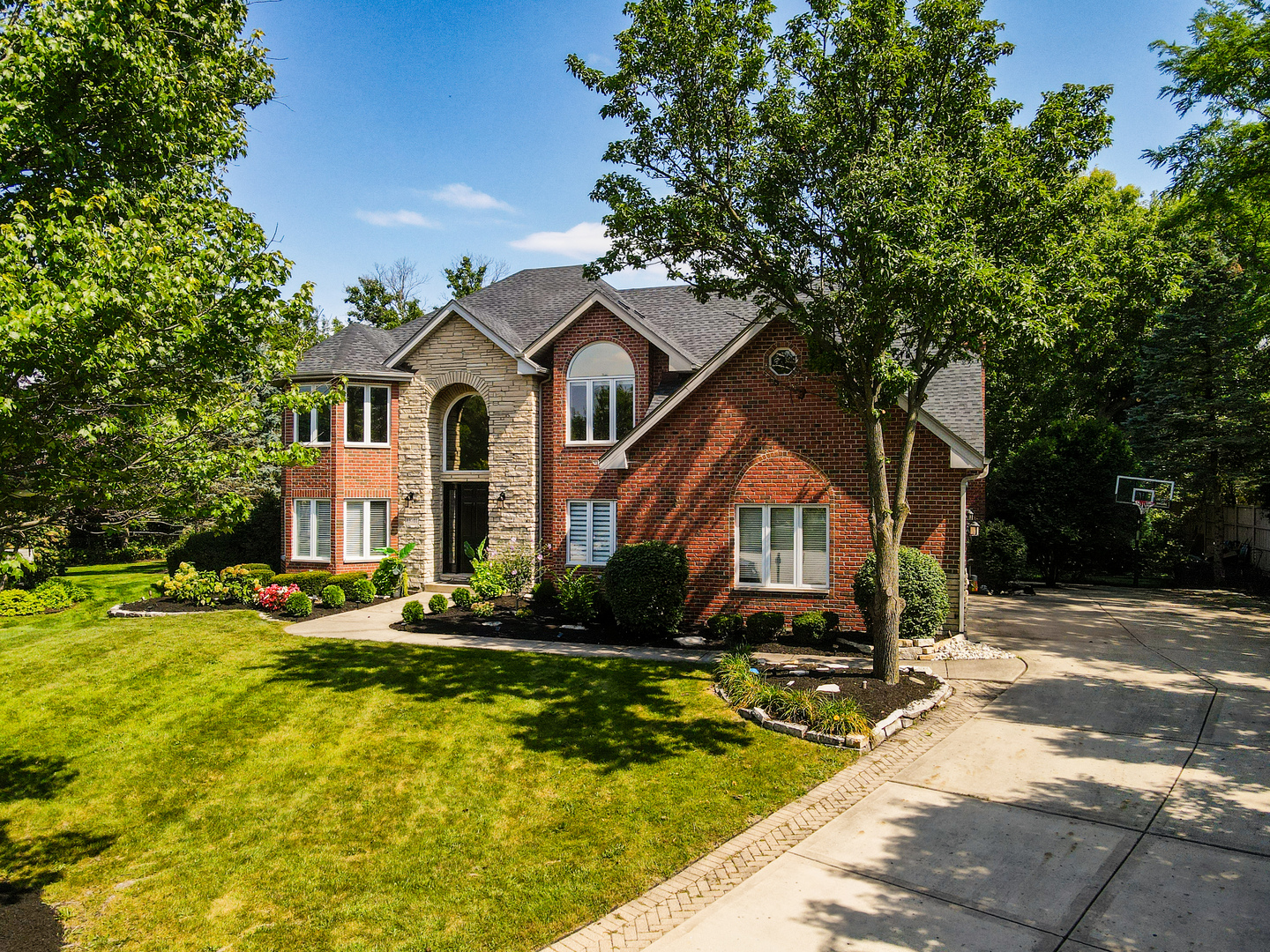 13701 Oak Tree Lane