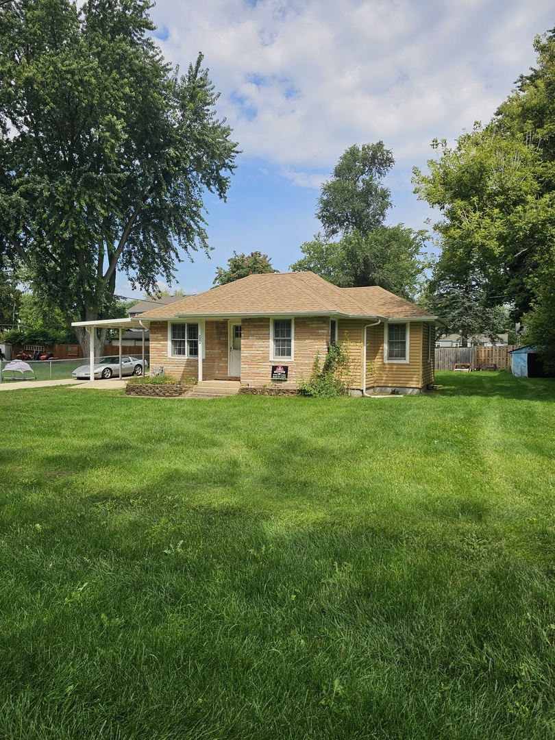 7304 Hiawatha Drive