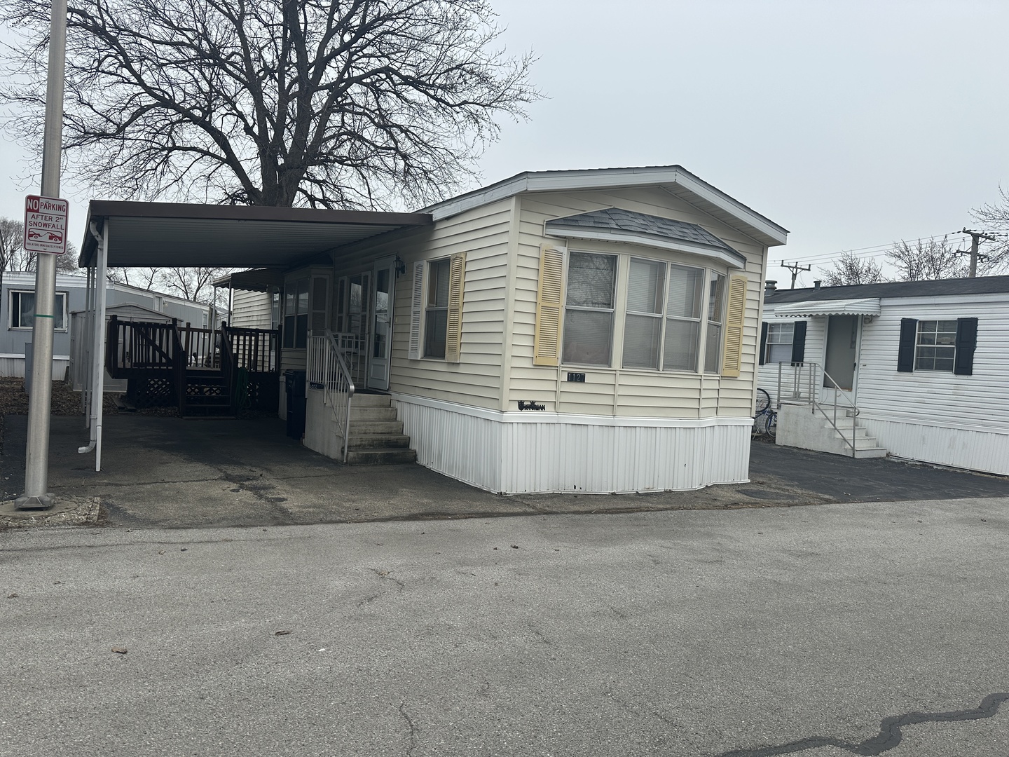 8800 Harlem Avenue
