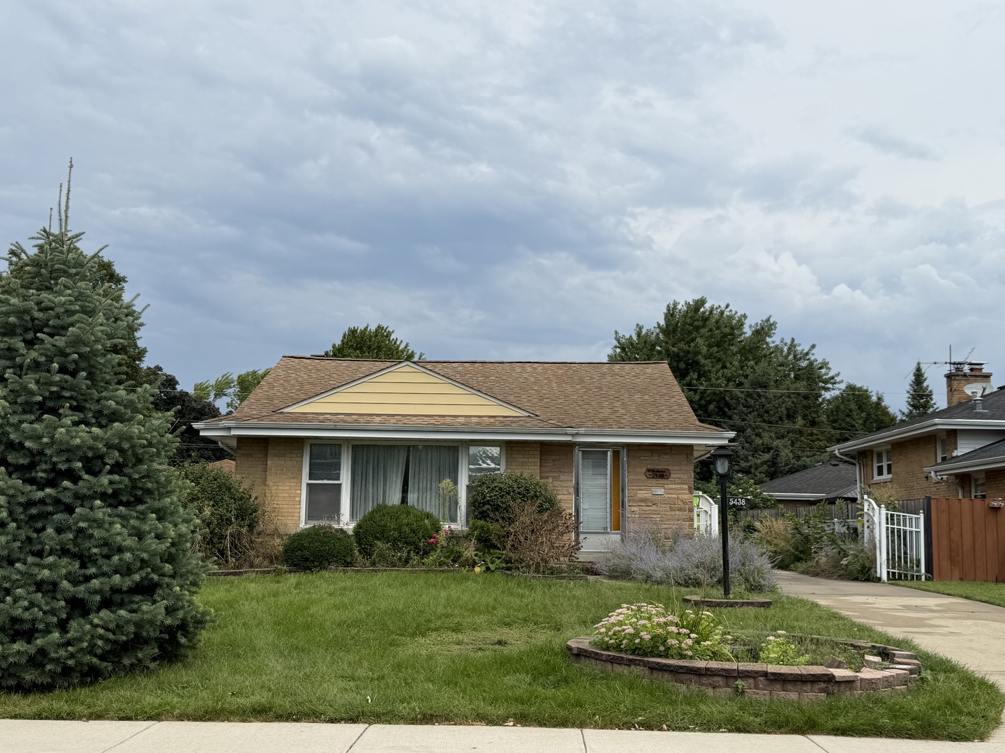 5438 Harvard Terrace