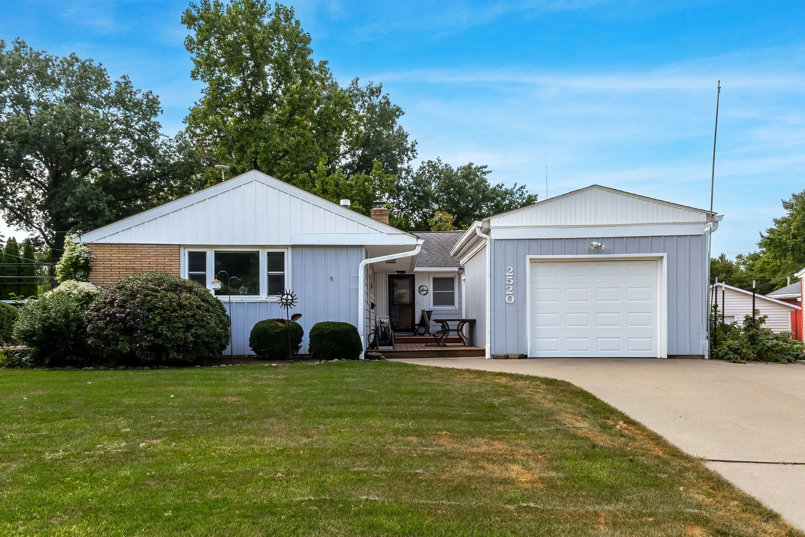 2520 30th Ave Court