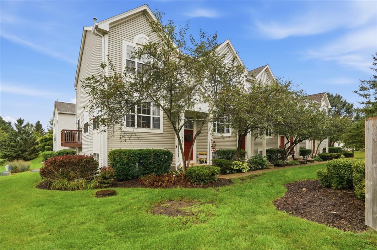 34391 Barberry Court