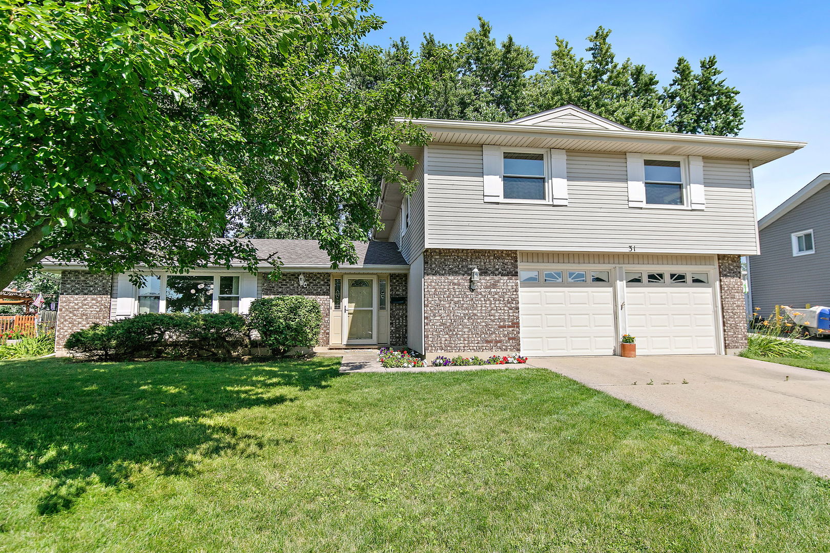 31 Salem Drive