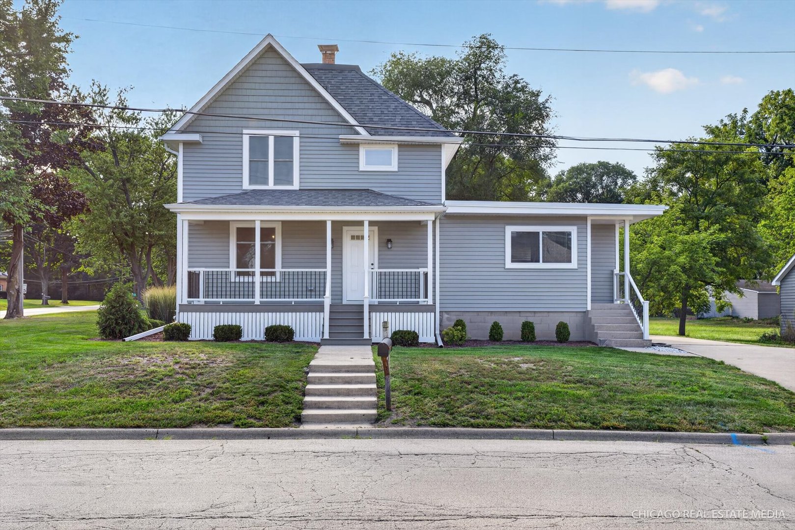 324 Maple Street