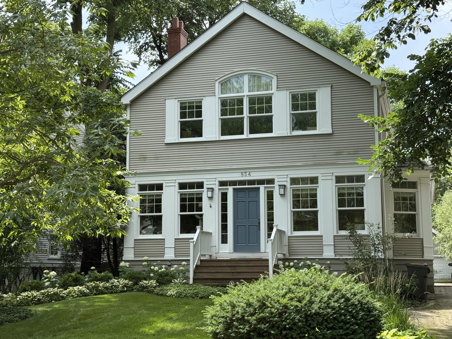 854 Ash Street