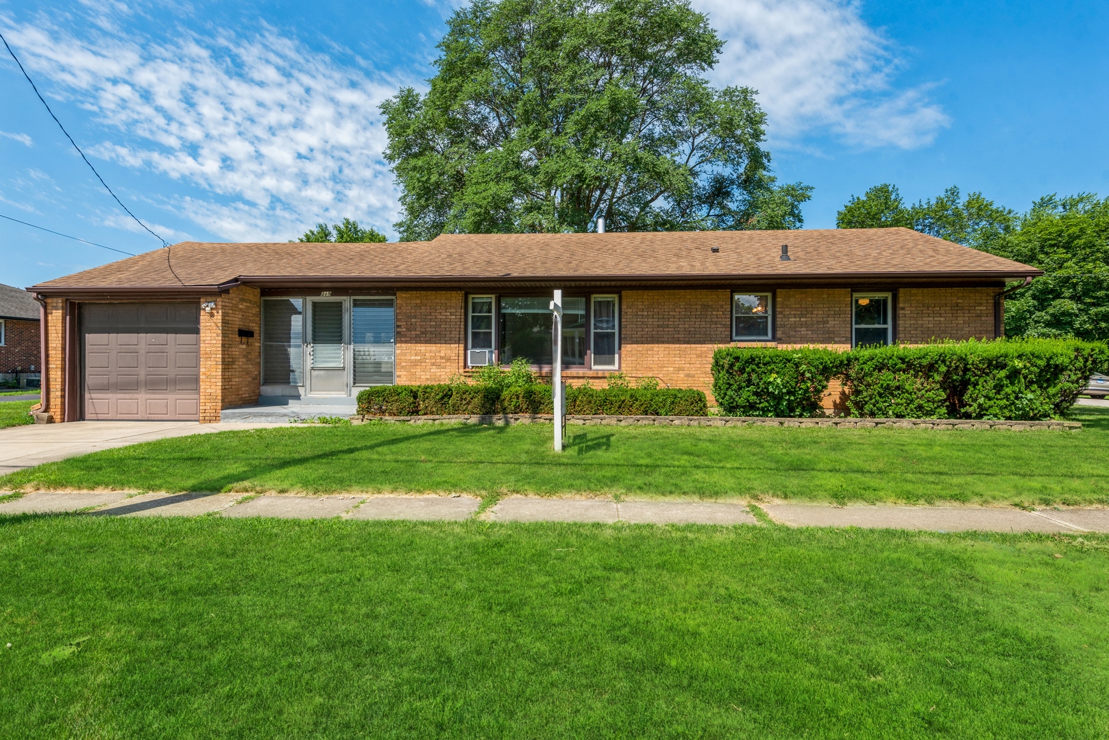 319 Lord Avenue