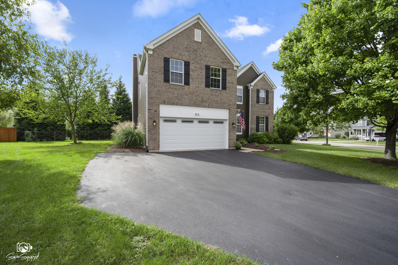 914 Pasture Rose Street