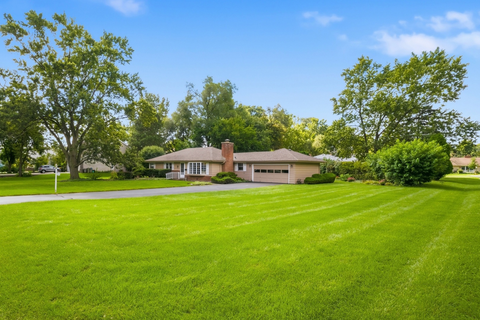 207 Tully Place