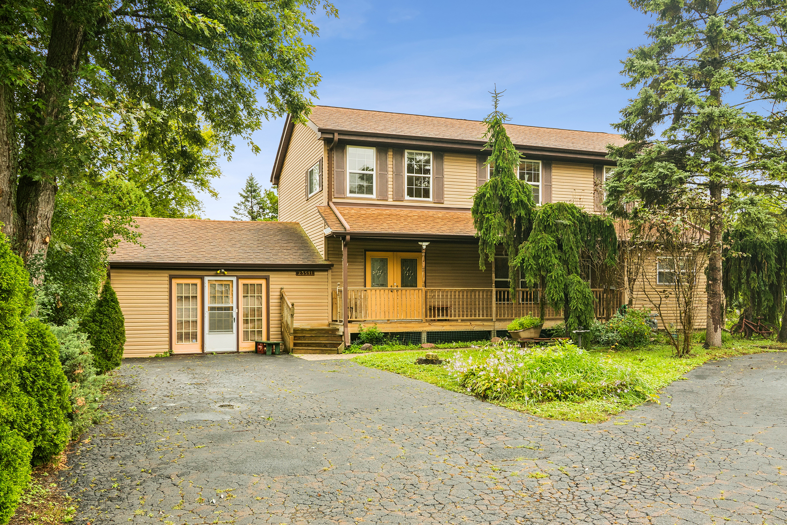 23511 Cottage Road