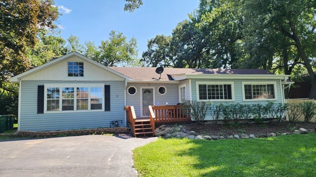 23217 North Lakewood Lane