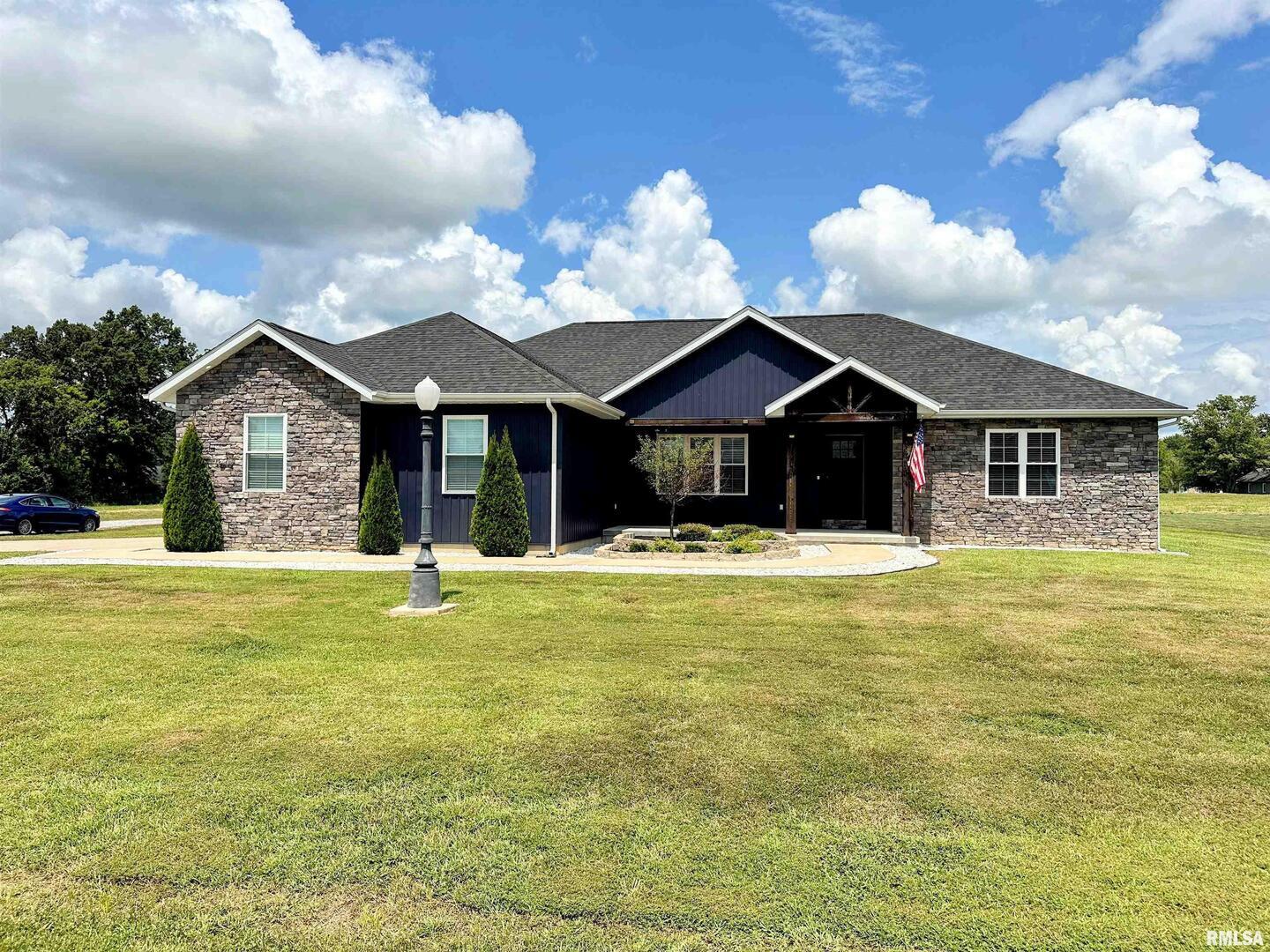 1106 FALCON Court