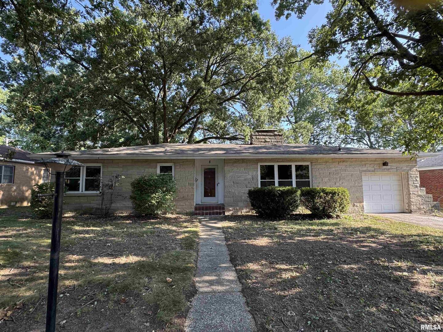 8 NORTHBROOK Drive
