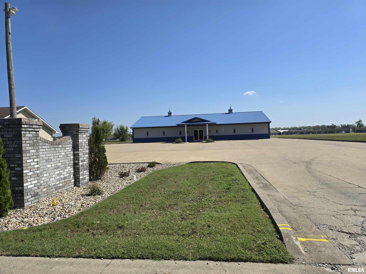 30 VETERANS Drive