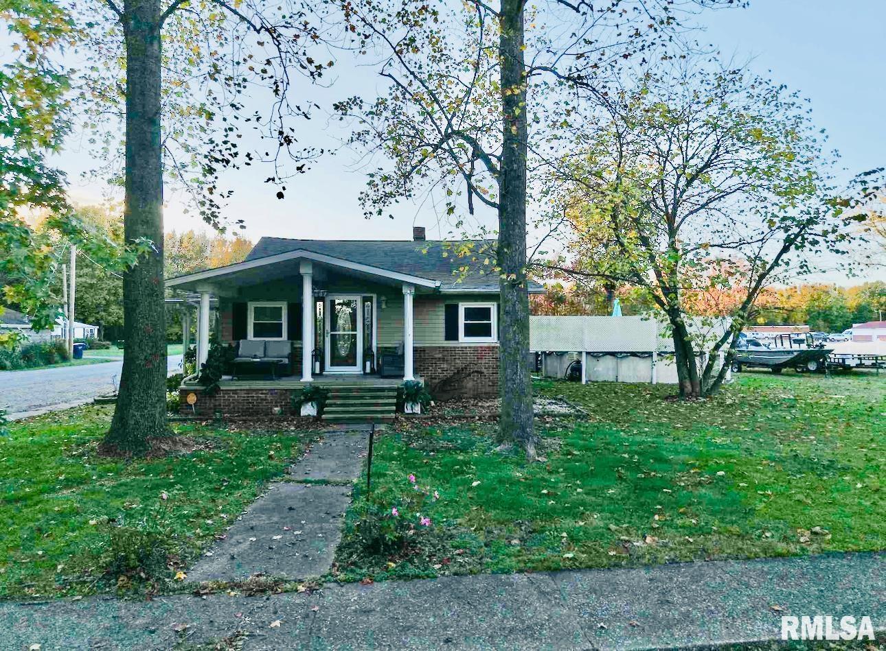601 FRANKLIN Avenue