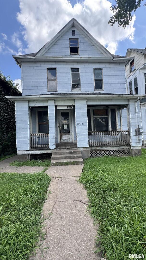1815 3RD Street